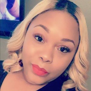 Meet your Posher, Darmeissha